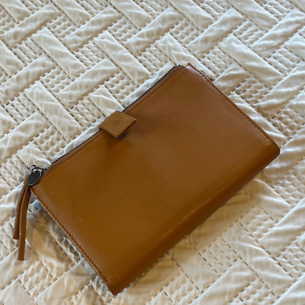 Lucky Brand Tan Leather Wallet
